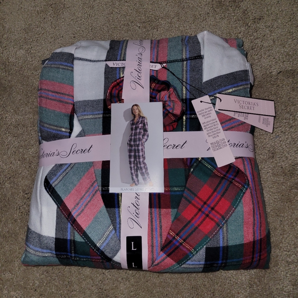 VICTORIA'S SECRETFlannel Long Pajama Set, NWT, Large regular